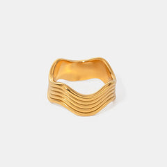 Women's Exquisite Stainless Steel Corrugated Ring