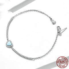 Love Heart-Shaped Luxurious Women's Bracelet